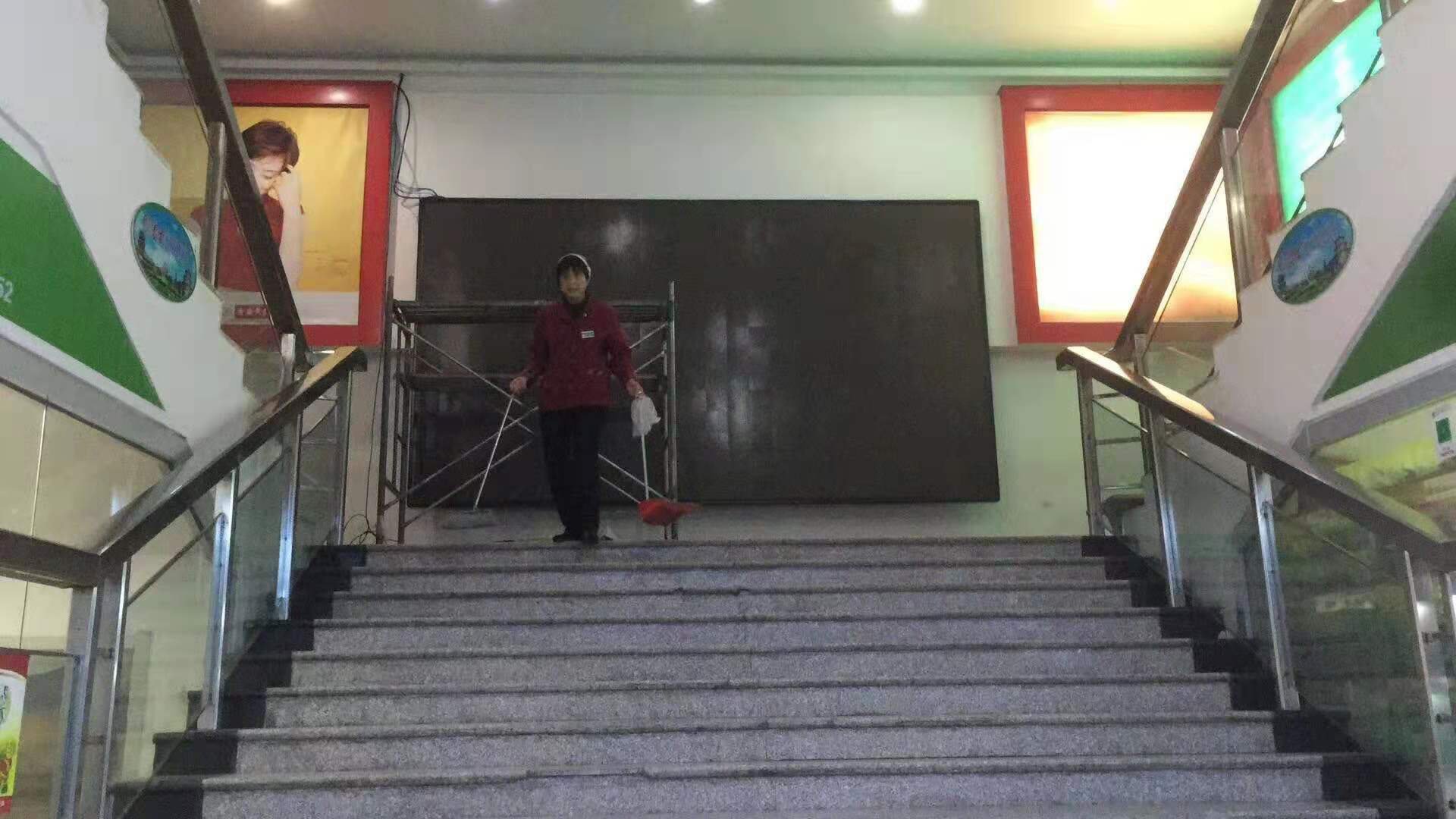 慶云奧城購物廣場8㎡室內P2.5全彩屏