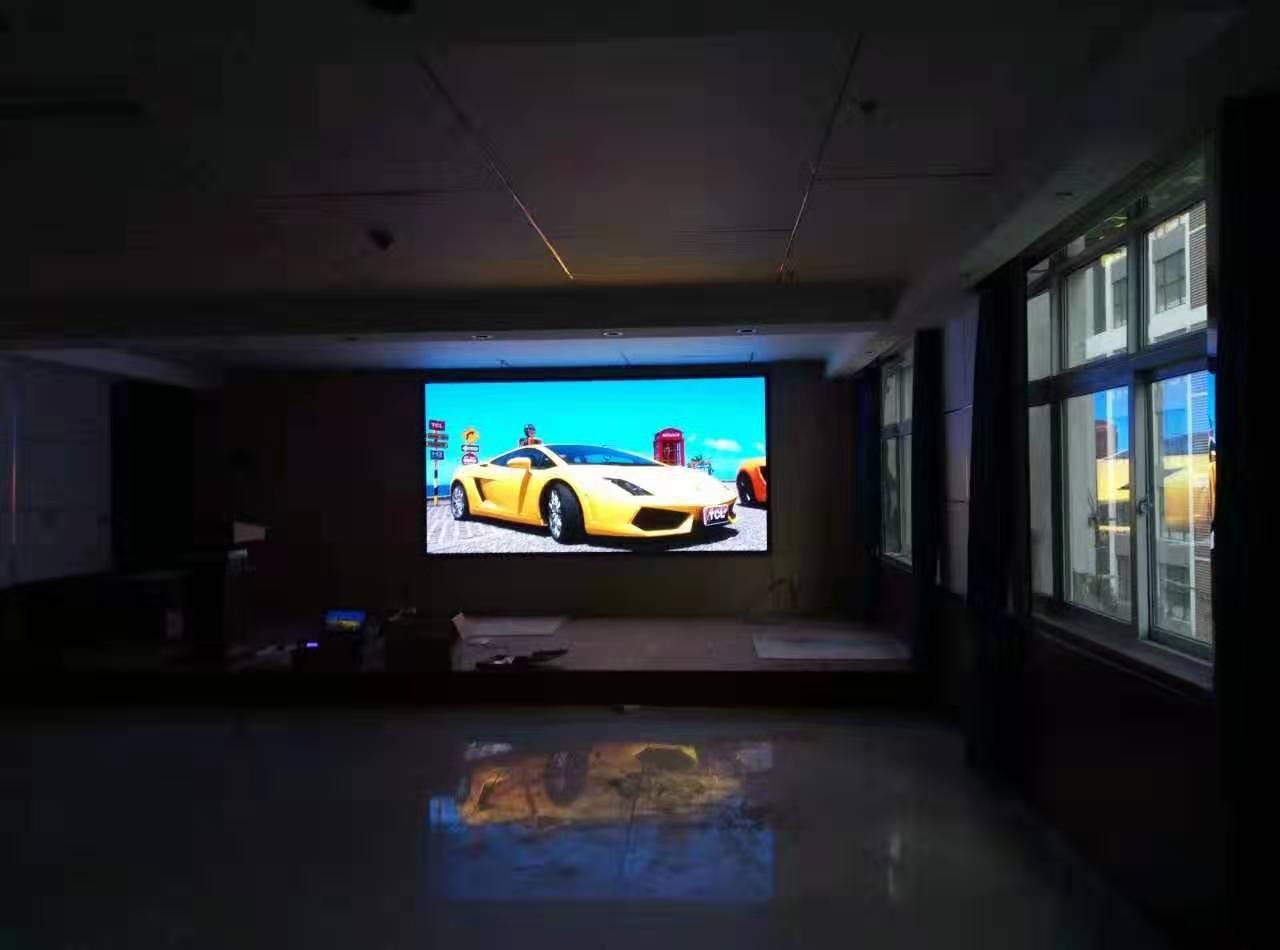 濟南段店土豆酒店11㎡室內P4全彩屏